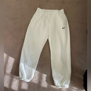 White Nike sportswear phoenix fleece high rise sweatpants
